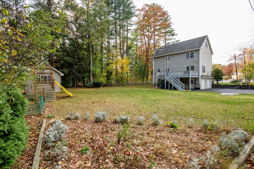 165 Bridle Road Billerica, MA 01821 - Photo 5 of 30 Gallery Image 5