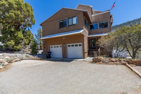 $985,000 | 100 Carson View Drive, June Lake, CA 93529