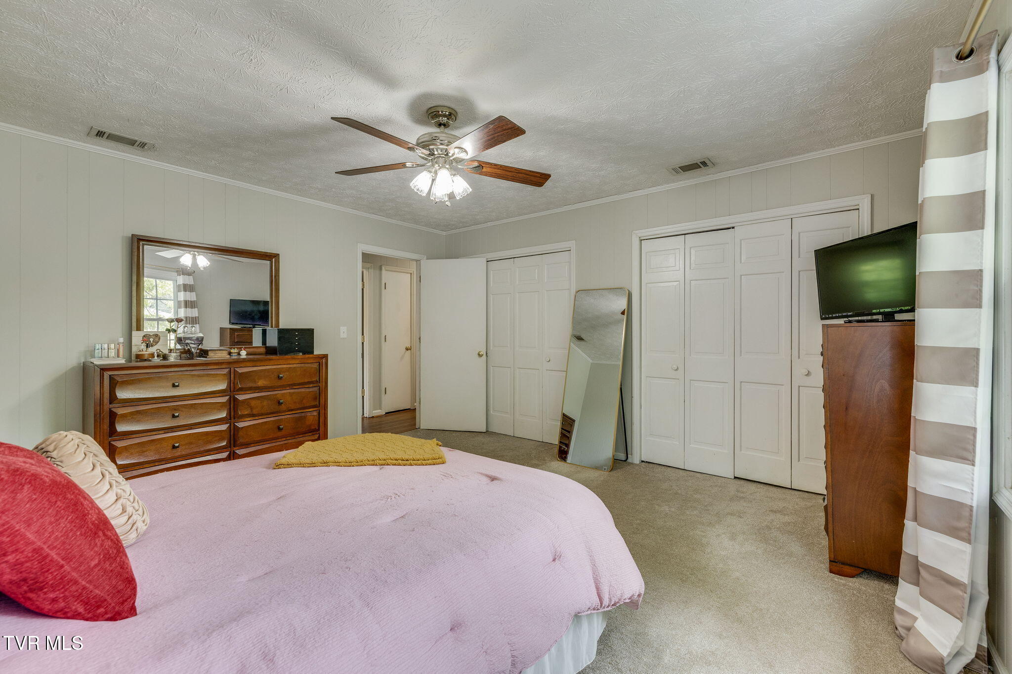 2552 Bob Little Road Elizabethton, TN 37643 - Photo 24 of 42 023