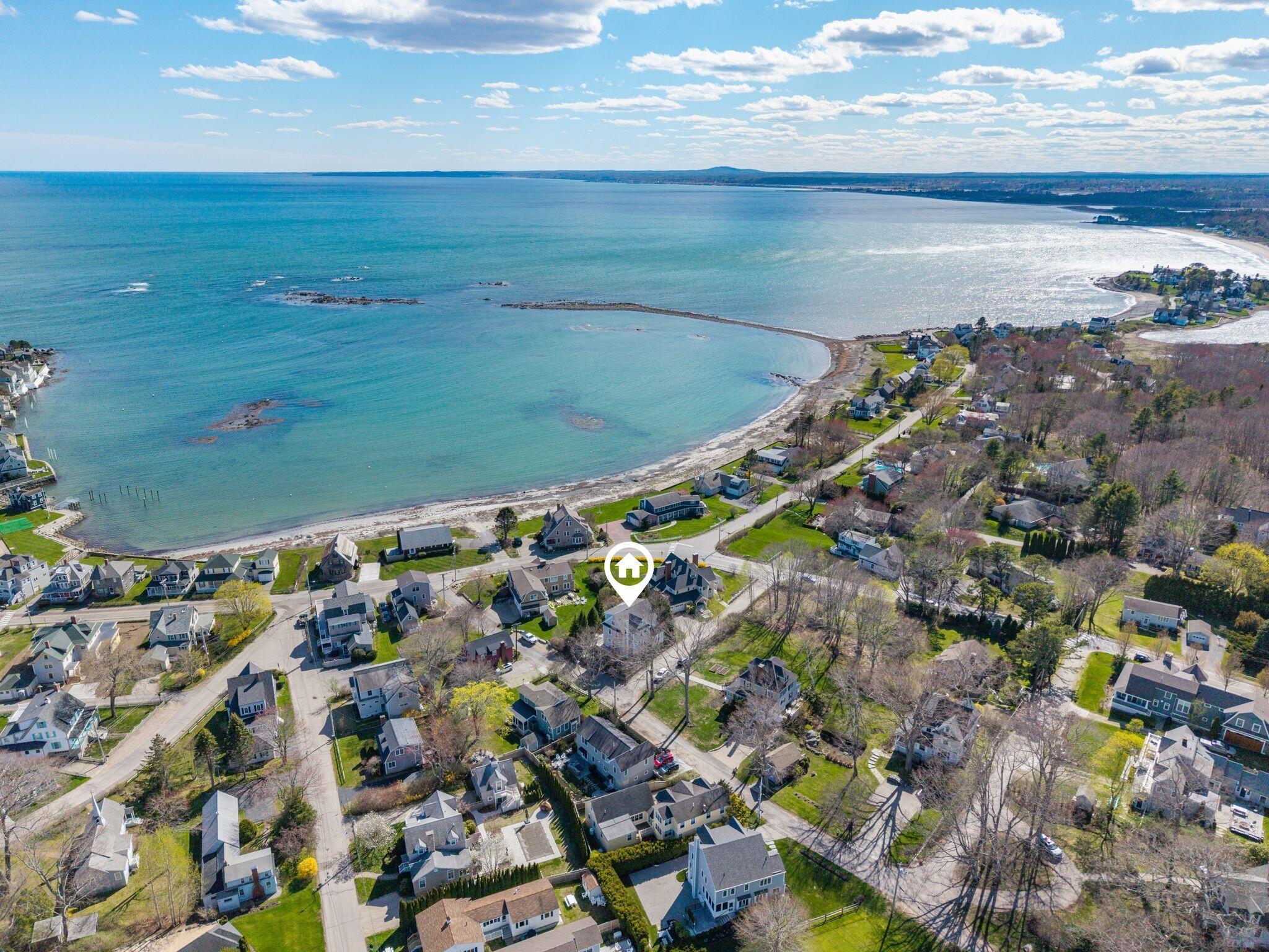 4 Oak Street Kennebunk, ME 04043 - Photo 4 of 49 Walk to beaches