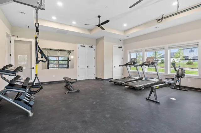 $3,185 | 11407 Crestbury Drive, Woodbury, MN 55129