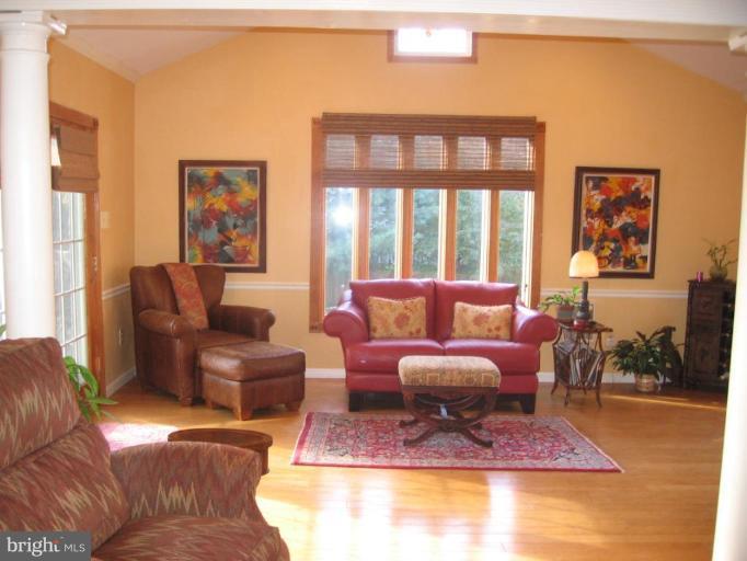 13938 Alderton Road Silver Spring, MD 20906 - Photo 15 of 30 Sunroom
