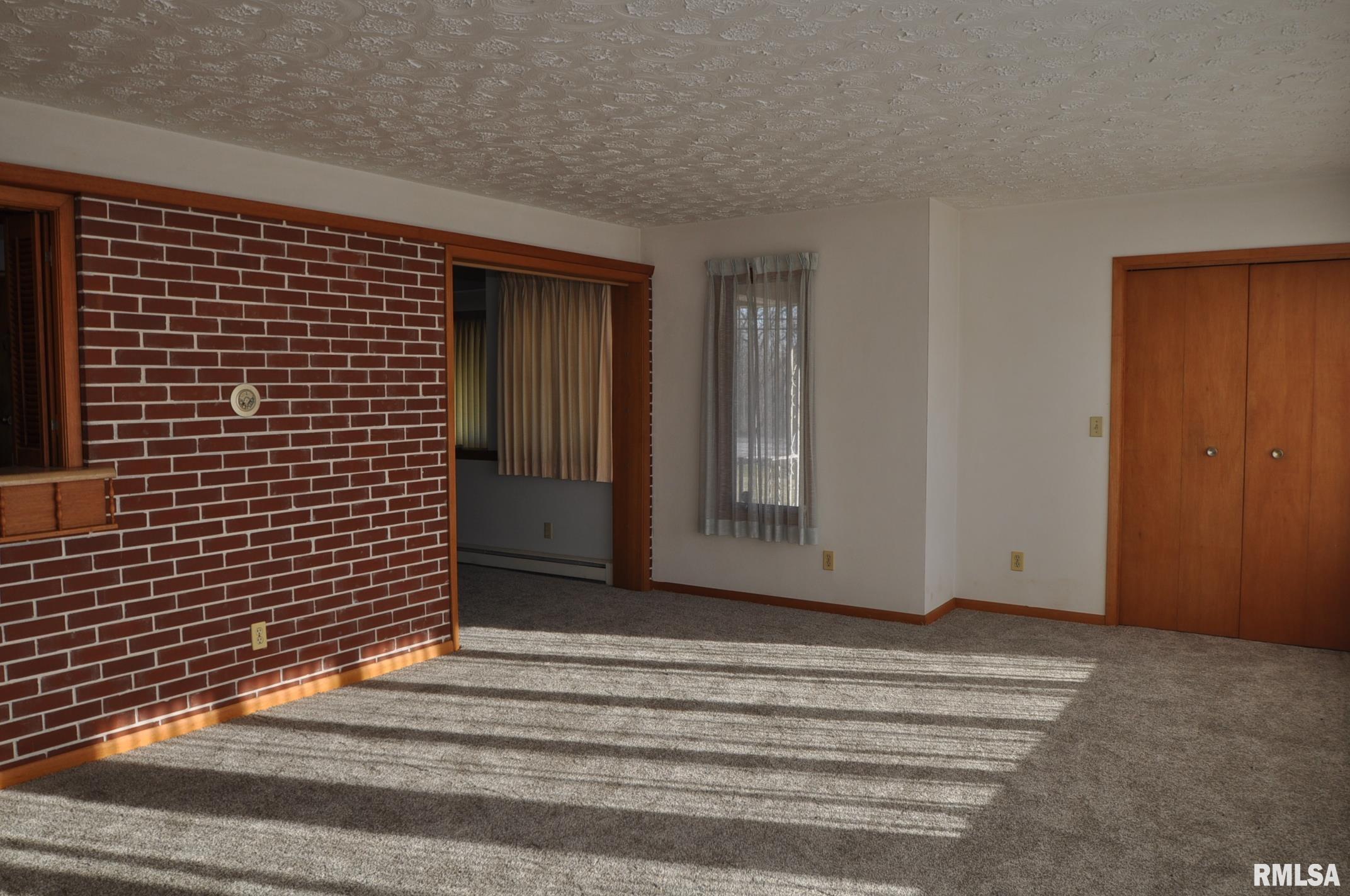 9502 Ridgewood Road Milan, IL 61264 - Photo 7 of 14 Gallery Image 7