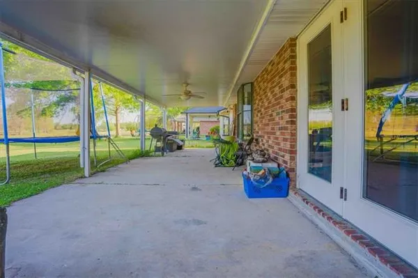 $230,000 | 2039 Golfview Drive, Laplace, LA 70068