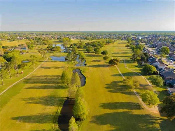 $230,000 | 2039 Golfview Drive, Laplace, LA 70068
