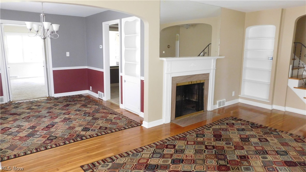 1283 Gordon Road Lyndhurst, OH 44124 - Photo 14 of 21 Gallery Image 14