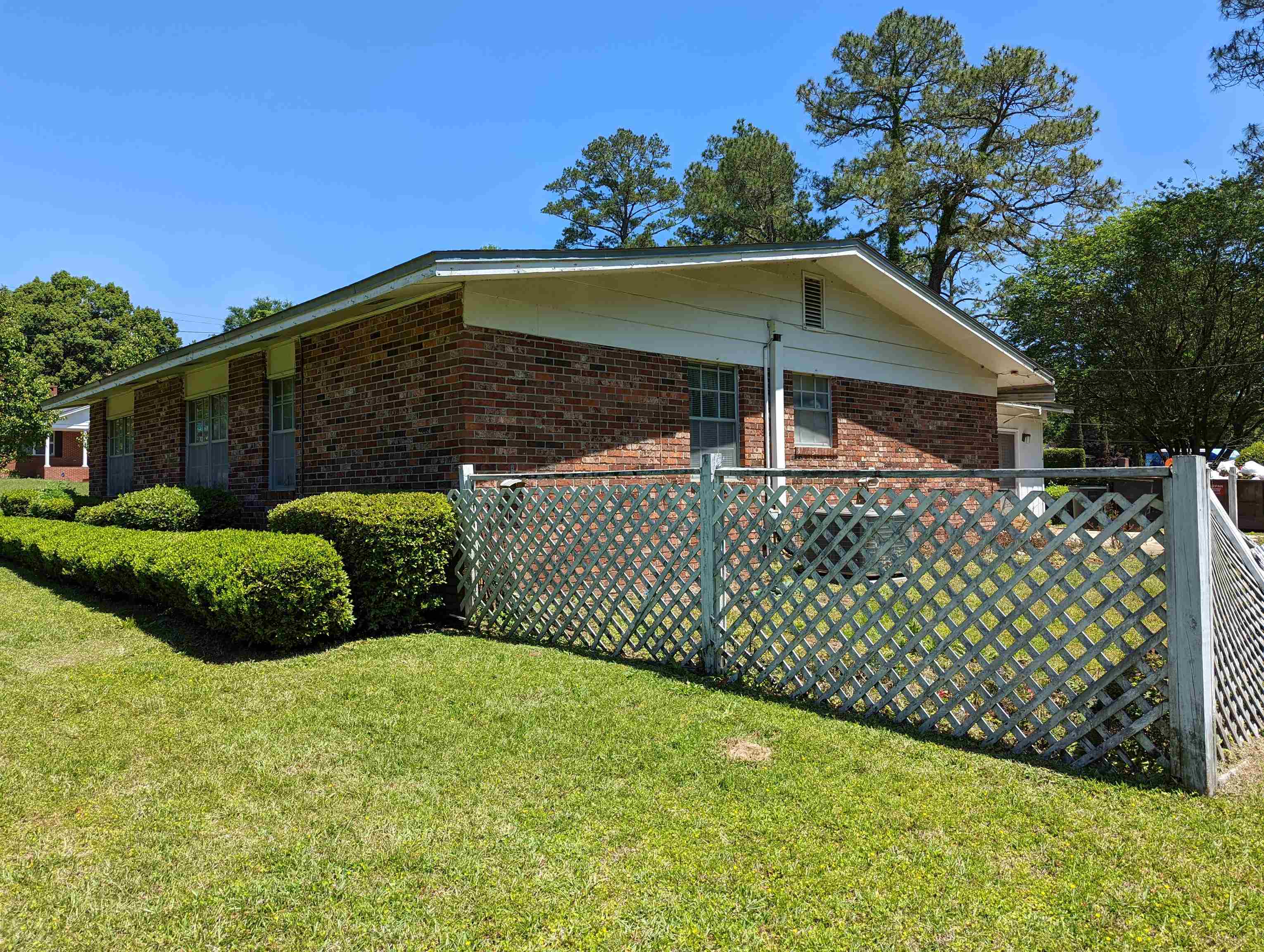 2401 Jim Lee Road Tallahassee, FL 32301 - Photo 18 of 25