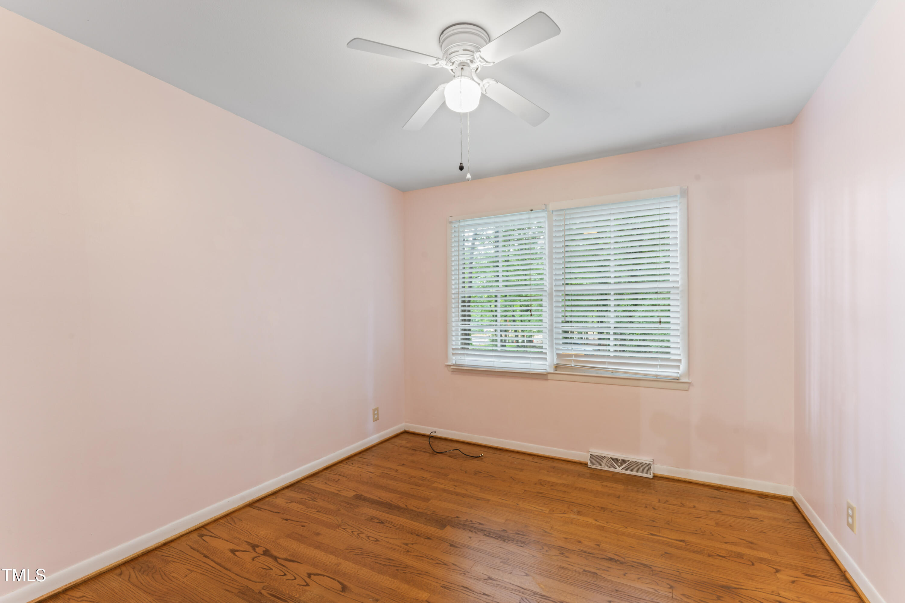 3872 Hope Valley Road Durham, NC 27707 - Photo 36 of 49 Bedroom 1