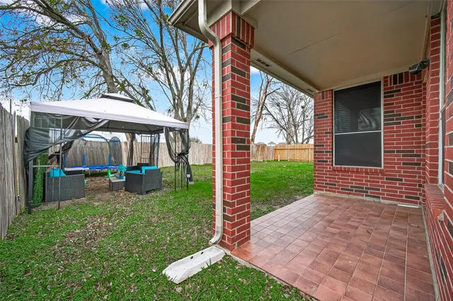 $379,900 | 14914 West Bend Drive, Houston, TX 77082