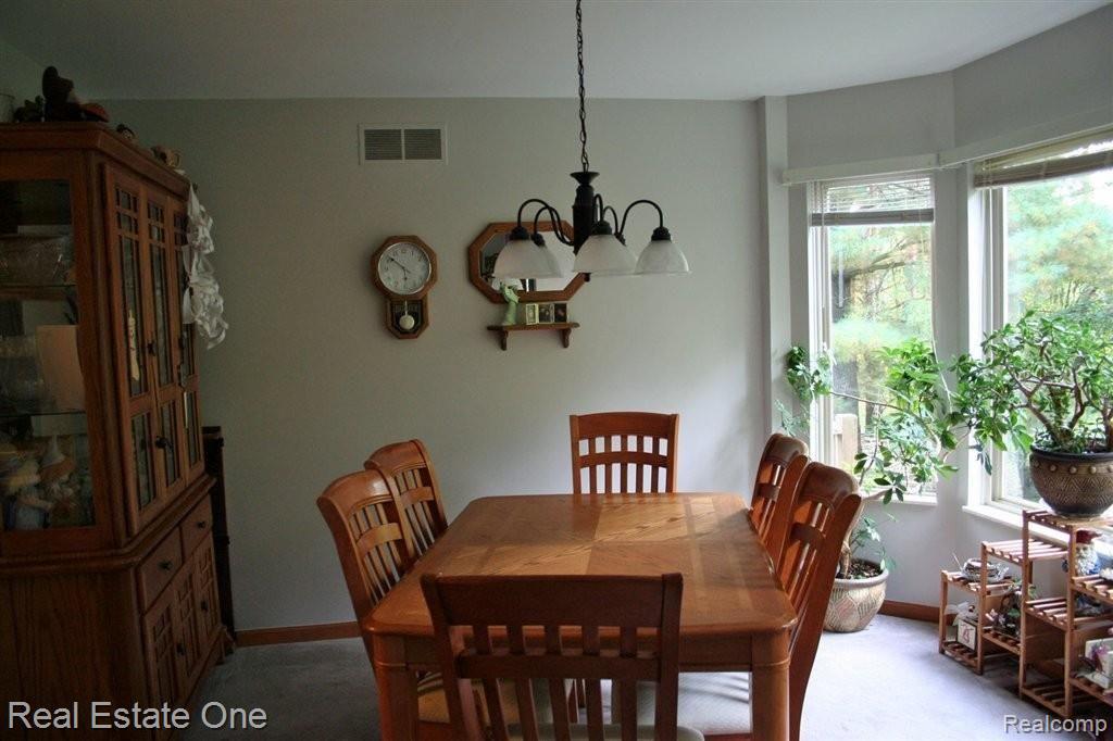 11153 Clark Road Davisburg, MI 48350 - Photo 11 of 22 Dining Room.jpg
