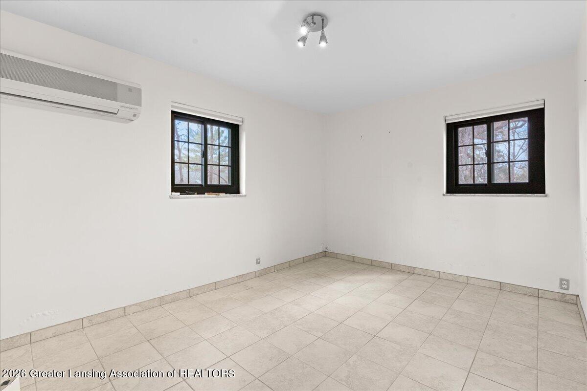 2593 Mt Hope Road Okemos, MI 48864 - Photo 24 of 46 29-Media Jett - 41