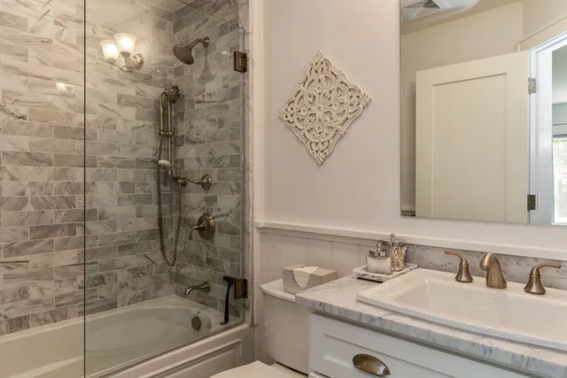 $75,000 | 7 Woodcrest Drive, East Hampton, NY 11937