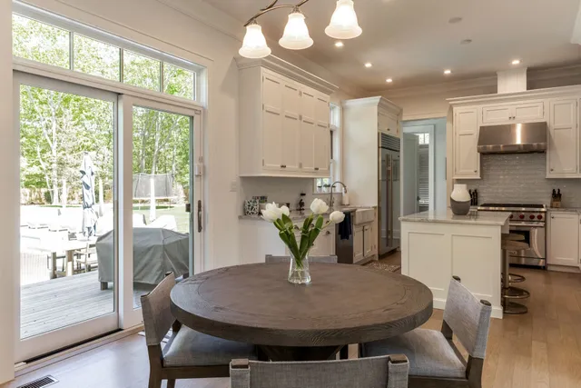 $75,000 | 7 Woodcrest Drive, East Hampton, NY 11937