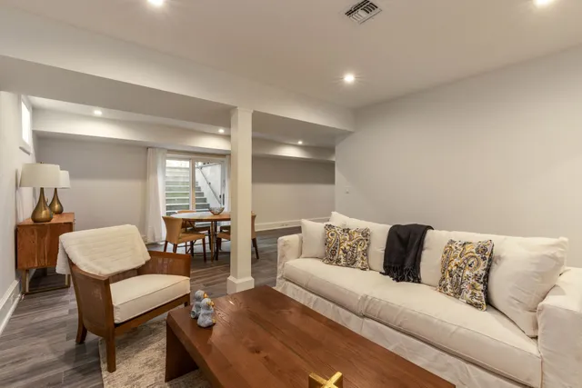 $75,000 | 7 Woodcrest Drive, East Hampton, NY 11937