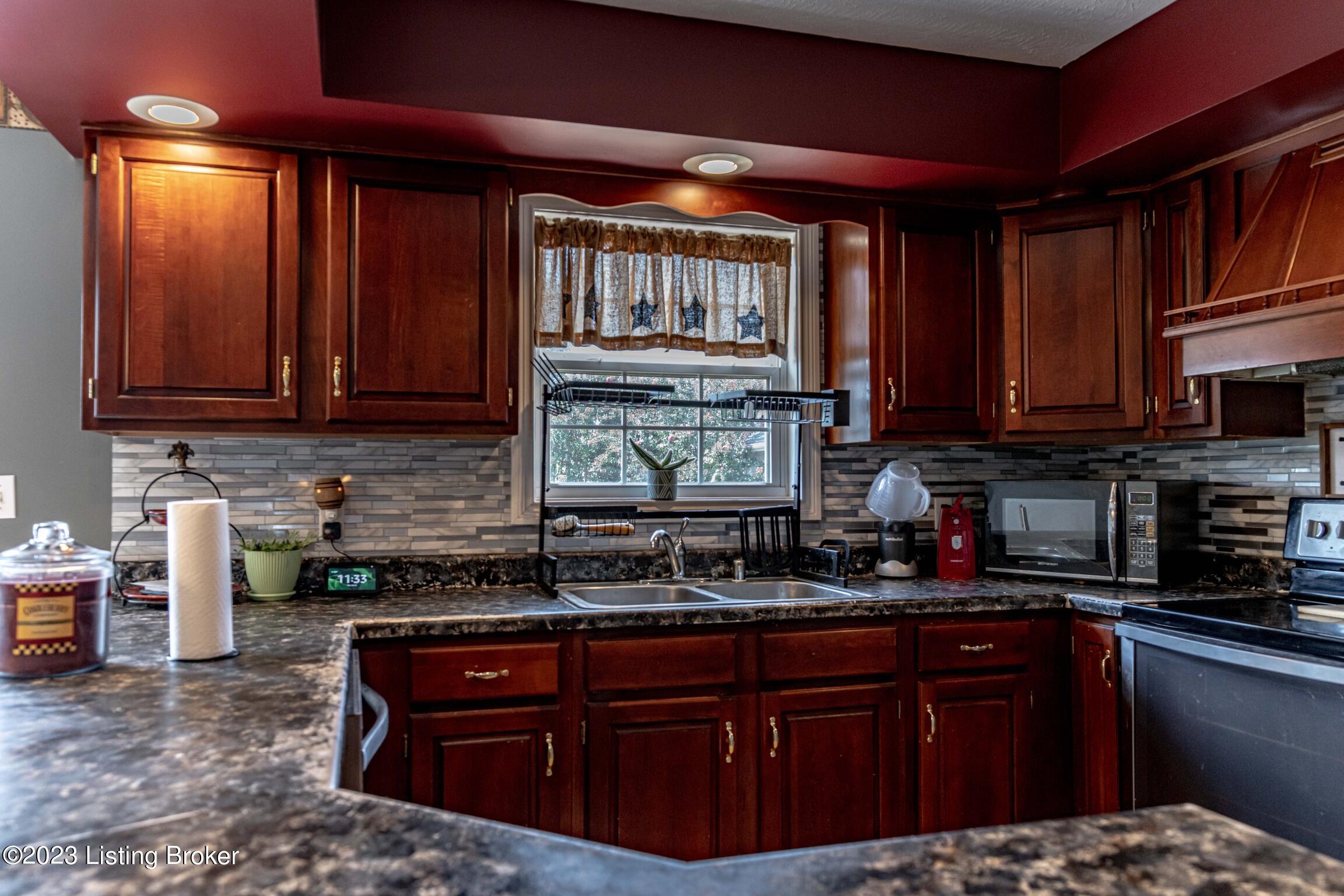 238 Probus Road Leitchfield, KY 42754 - Photo 27 of 59 D4204BDF-EE71-44F5-8E3D-F57A371015EC