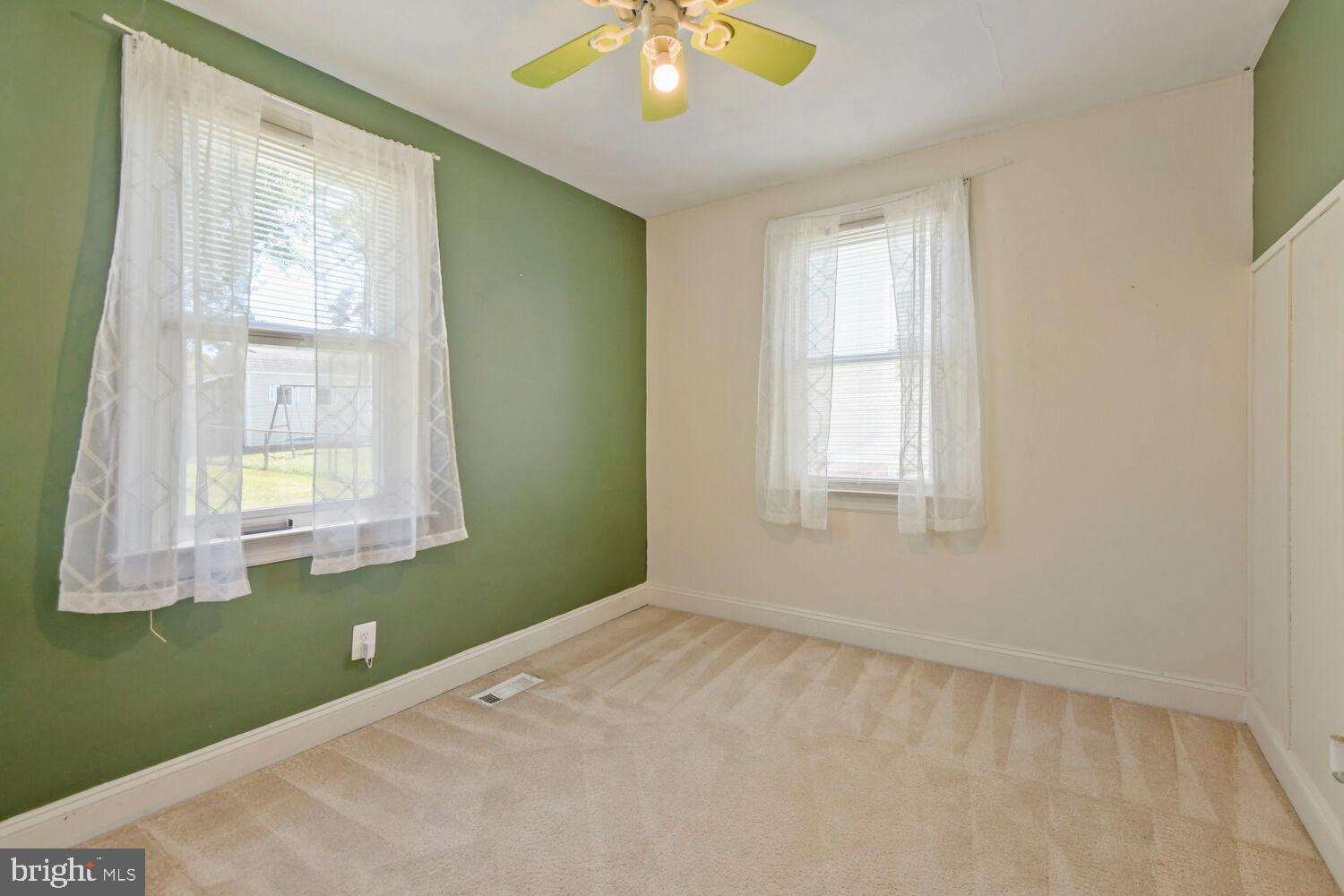 211 Lake Road Pasadena, MD 21122 - Photo 14 of 27