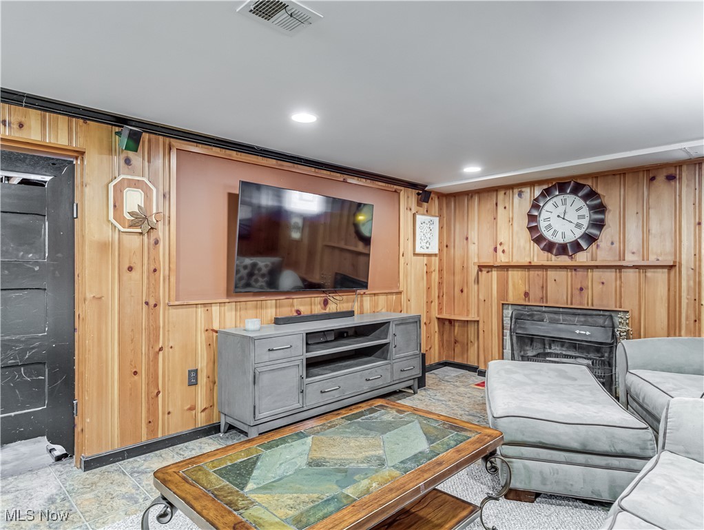 2161 Ganyard Road Akron, OH 44313 - Photo 29 of 43 Gallery Image 29
