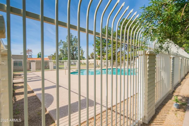 $265,000 | 3203 West Royal Palm Road, Phoenix, AZ 85051