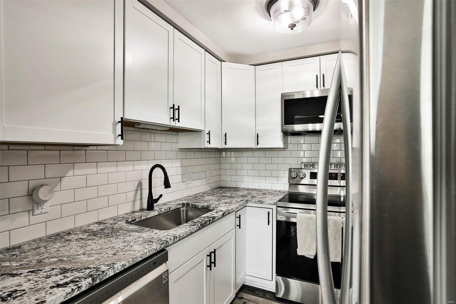 1828 Rutger Street, Unit A St. Louis, MO 63104 - Photo 13 of 41