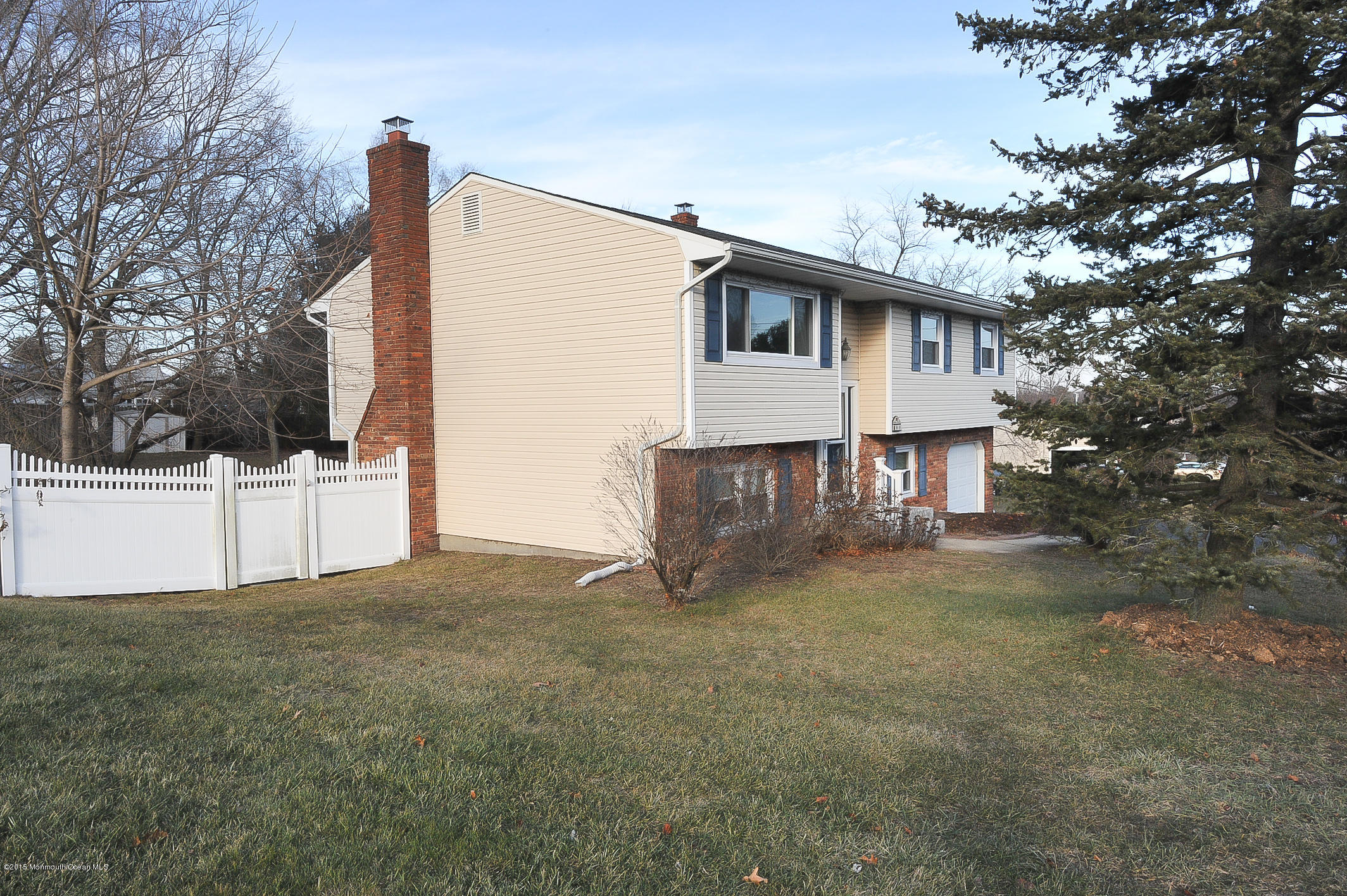 60 Westbrook Road Howell, NJ 07731 - Photo 2 of 29 DSC_8517