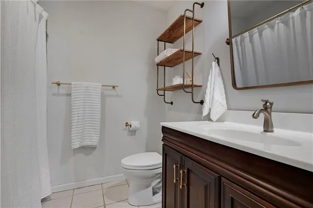 $359,900 | 12838 South Navaho Drive, Olathe, KS 66062