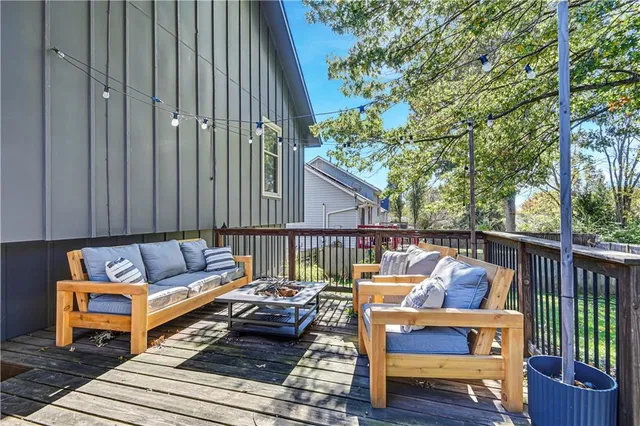 $359,900 | 12838 South Navaho Drive, Olathe, KS 66062