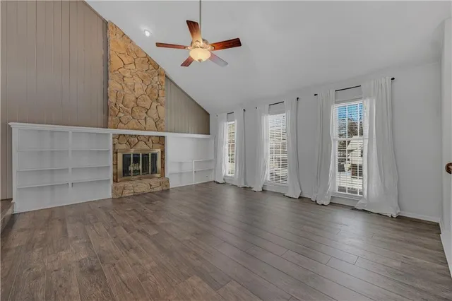 $359,900 | 12838 South Navaho Drive, Olathe, KS 66062