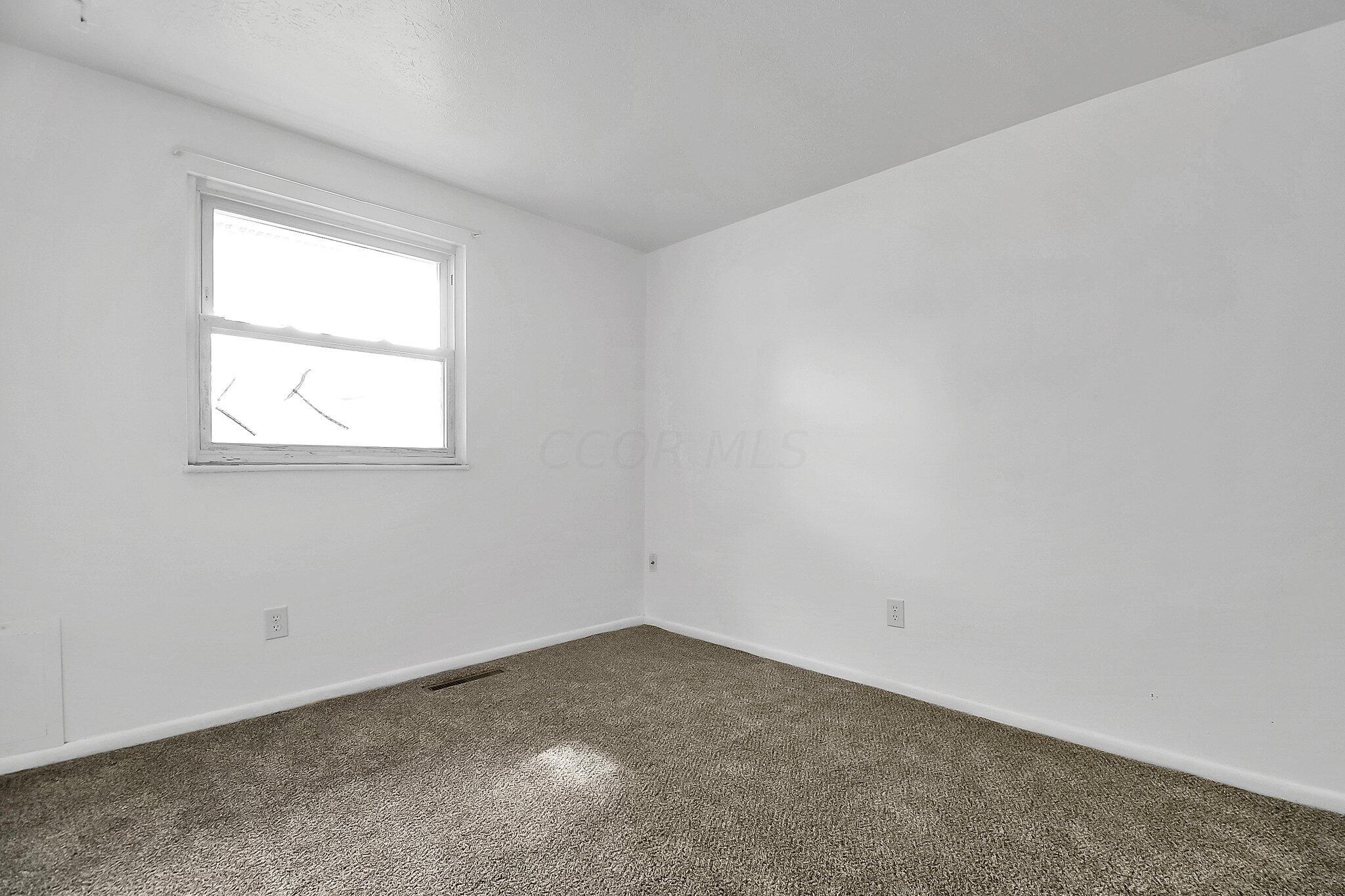 3675 Ferman Road Columbus, OH 43207 - Photo 22 of 34 21-web-or-mls-3675-ferman-rd