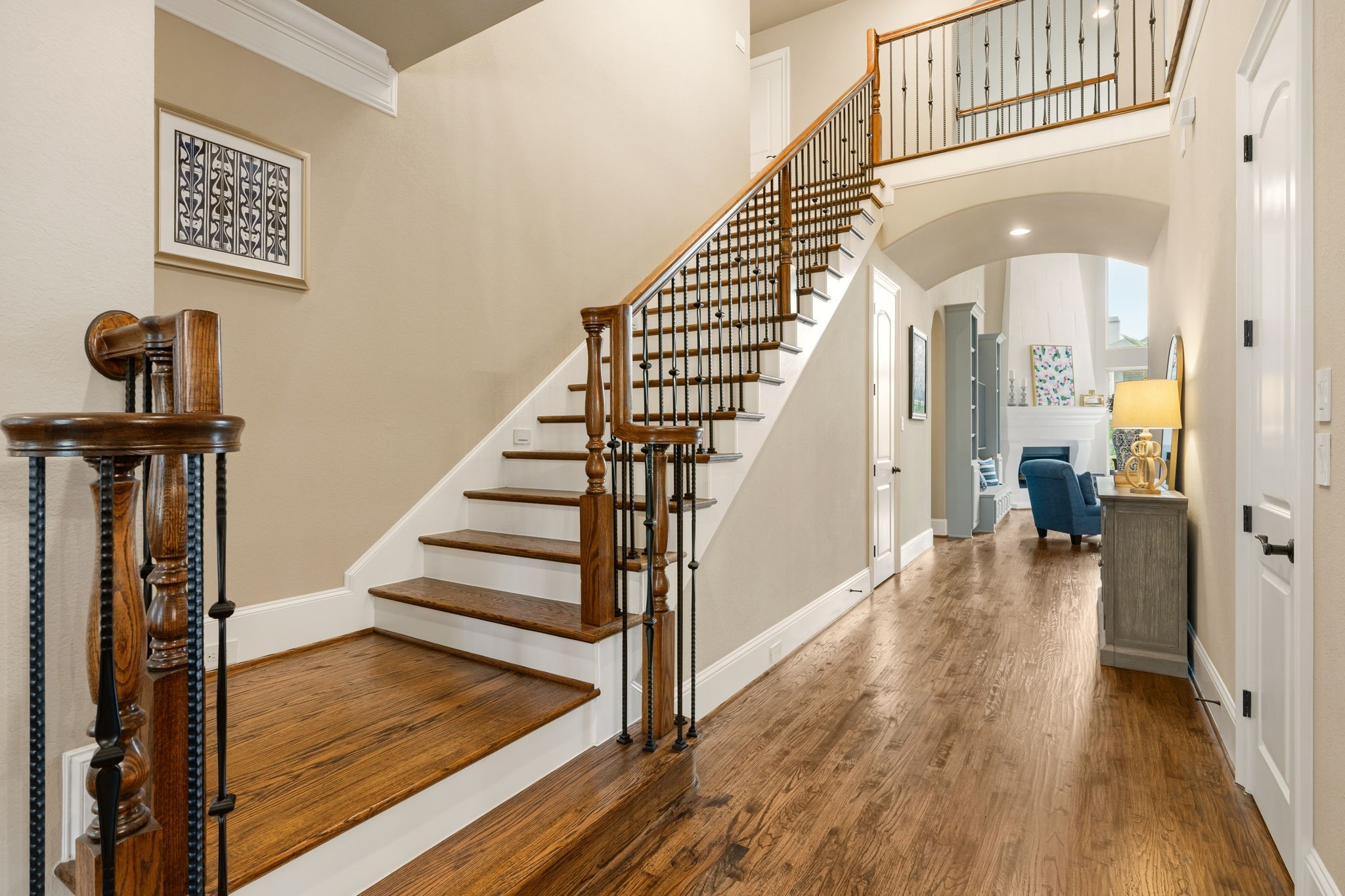 106 Timberfalls Drive Conroe, TX 77384 - Photo 4 of 50