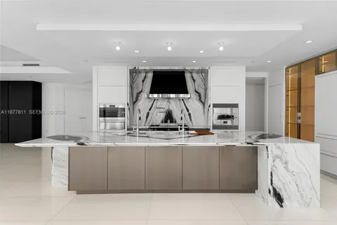 $8,800,000 | 17975 Collins Avenue, Unit N1802, Sunny Isles Beach, FL 33160