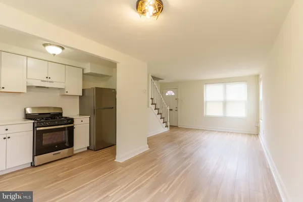 $2,050 | 101 East Camden Avenue, Unit 51, Moorestown, NJ 08057