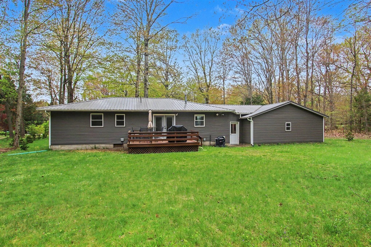 18412 148th Avenue Spring Lake, MI 49456 - Photo 5 of 30