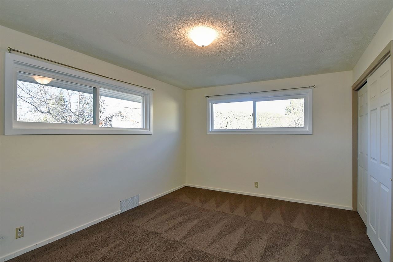1722 South University Road Spokane Valley, WA 99206 - Photo 11 of 20 Gallery Image 11