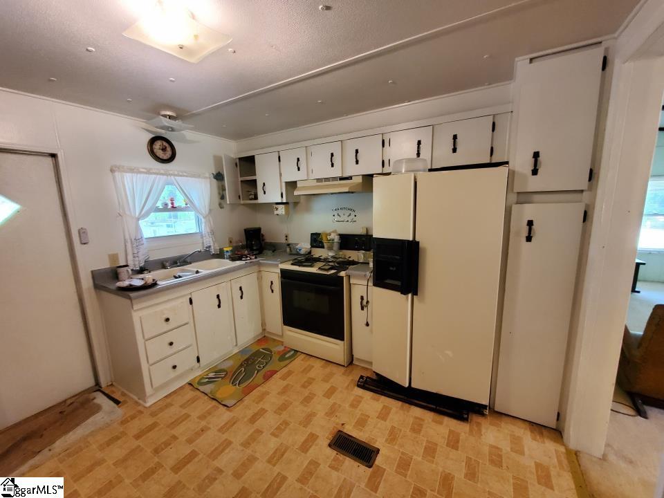 75 Edgewater Drive Waterloo, SC 29384 - Photo 19 of 21