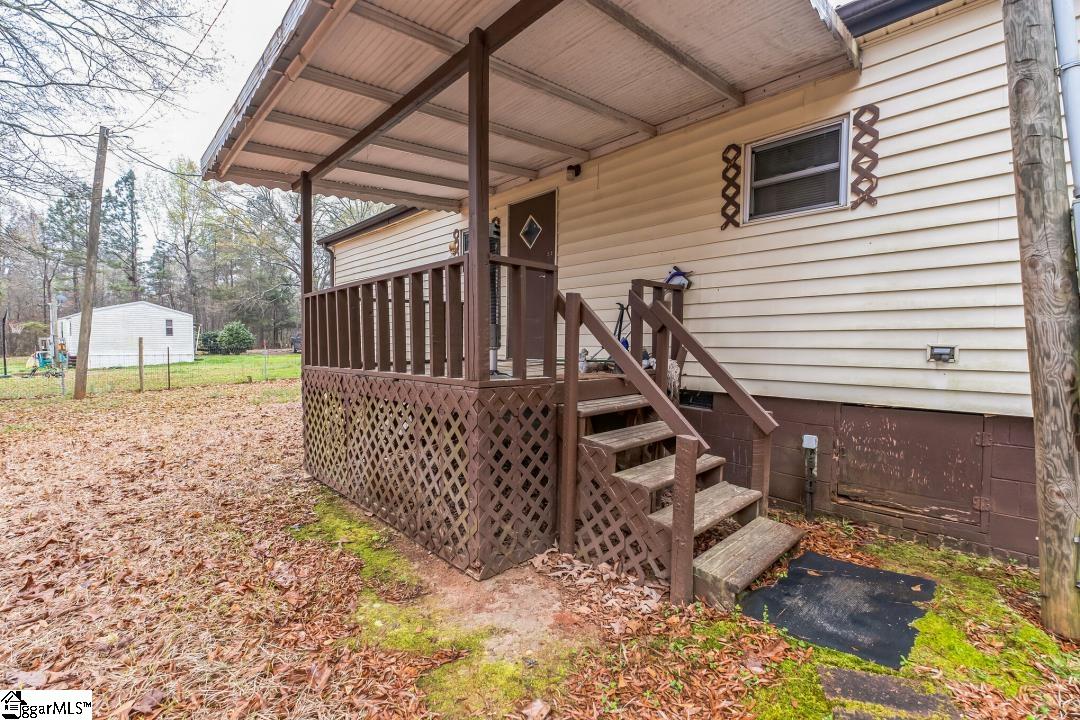 75 Edgewater Drive Waterloo, SC 29384 - Photo 3 of 21