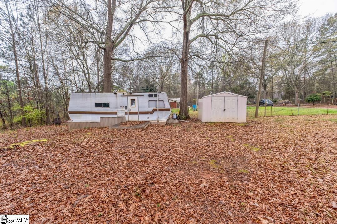 75 Edgewater Drive Waterloo, SC 29384 - Photo 5 of 21