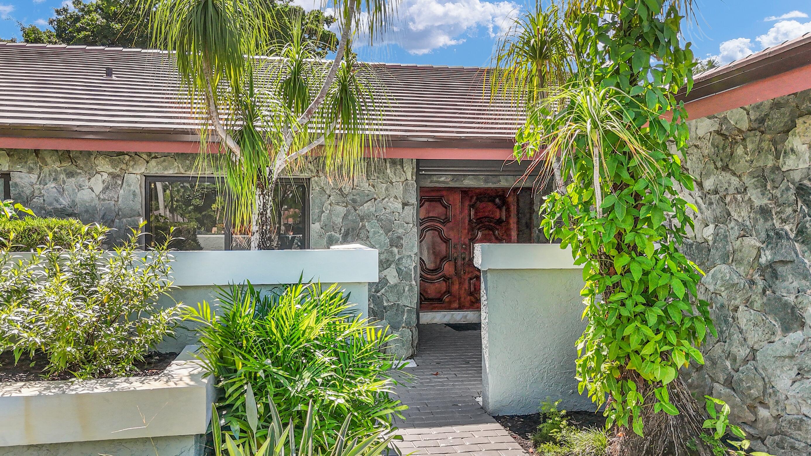 10397 Camelback Lane Boca Raton, FL 33498 - Photo 3 of 63 Henry front door