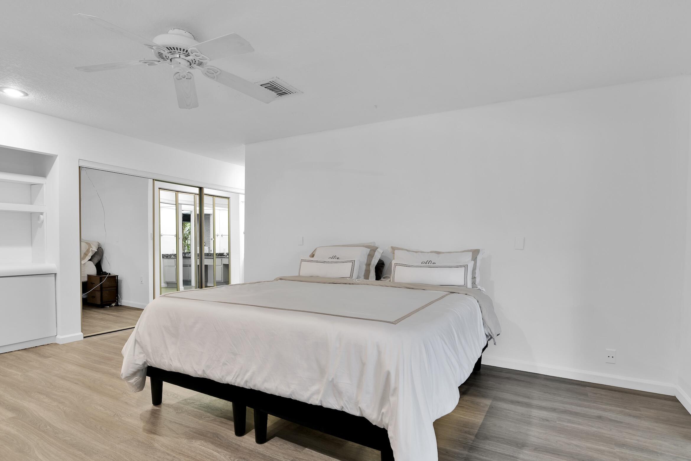 10397 Camelback Lane Boca Raton, FL 33498 - Photo 31 of 63 10397 Camelback Ln Boca Raton -70