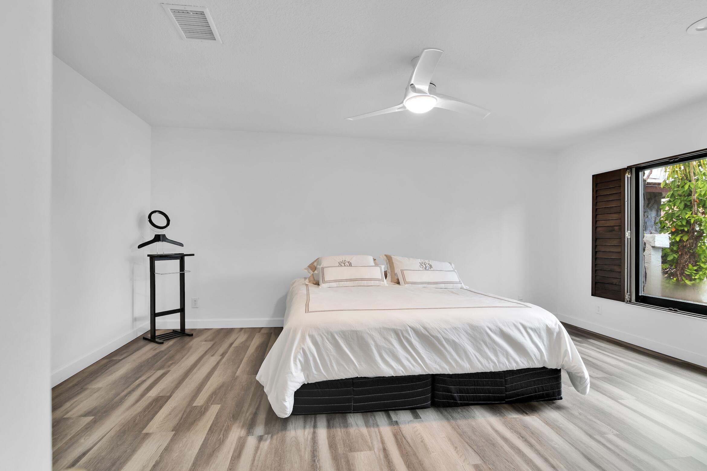 10397 Camelback Lane Boca Raton, FL 33498 - Photo 45 of 63 10397 Camelback Ln Boca Raton -86