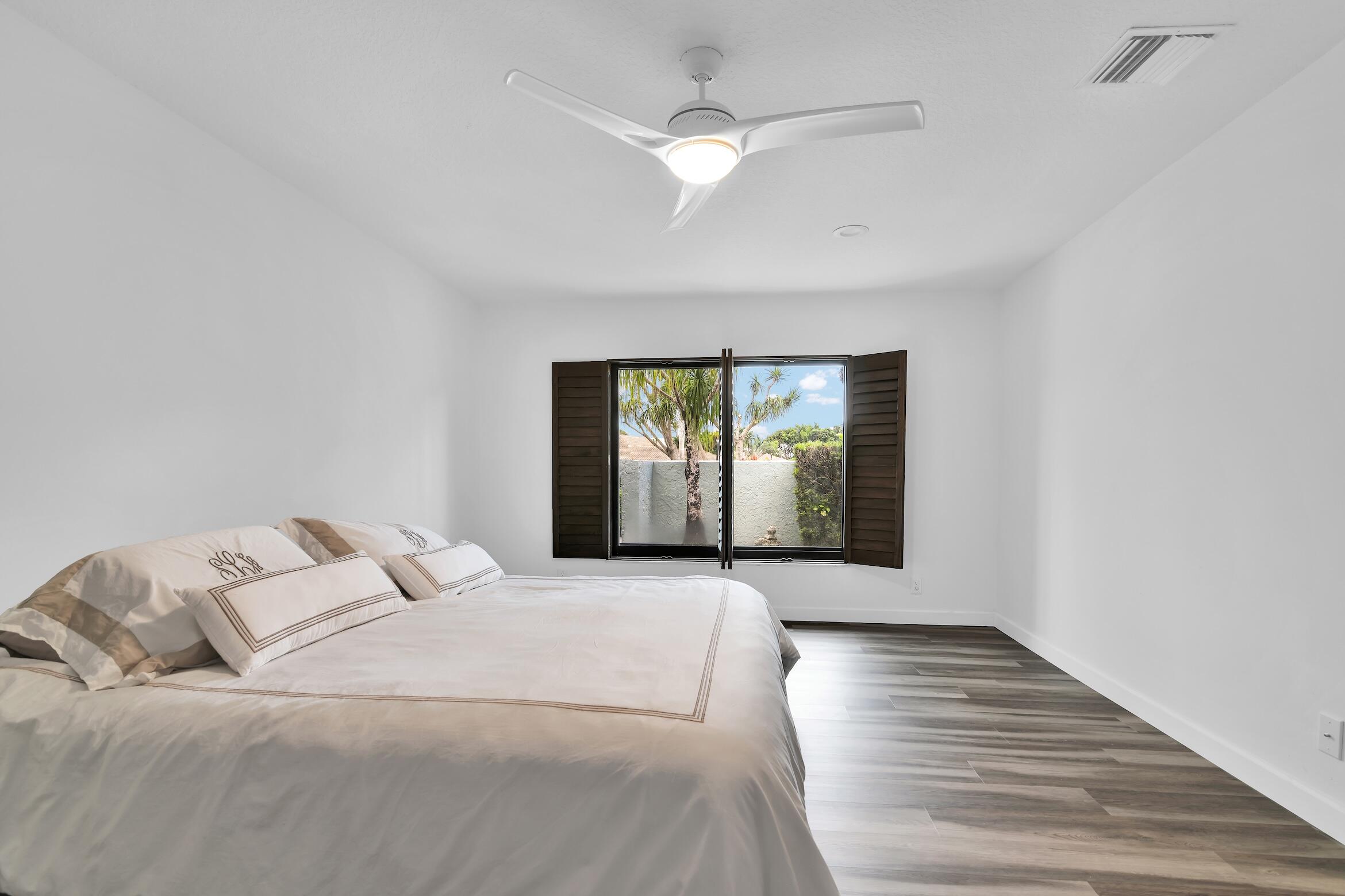 10397 Camelback Lane Boca Raton, FL 33498 - Photo 46 of 63 10397 Camelback Ln Boca Raton -87
