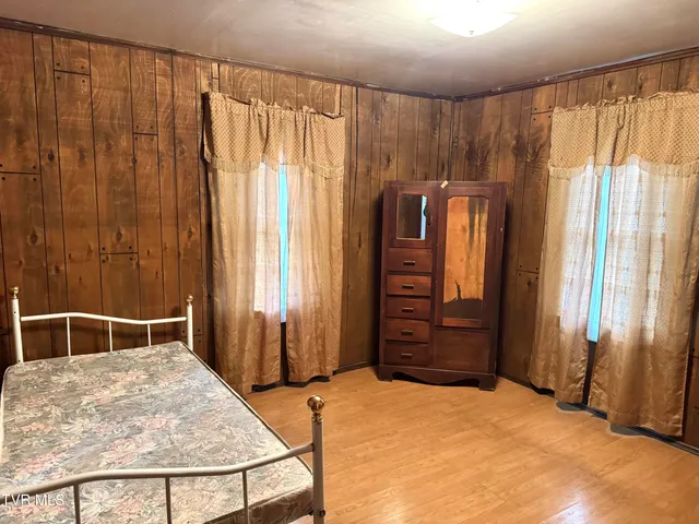 $105,000 | 30 Albemarle Street, Big Stone Gap, VA 24219