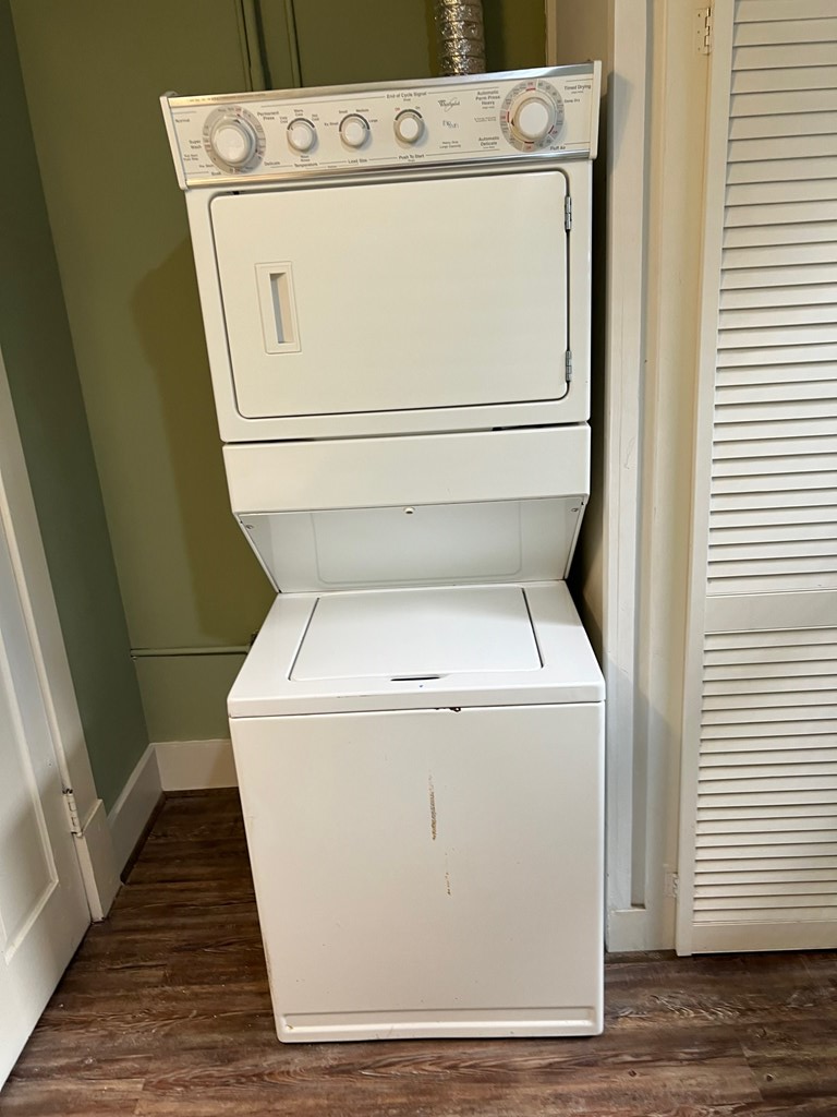 1106 Broadway, Unit 1106C Columbus, GA 31901 - Photo 16 of 22 washer/dryer