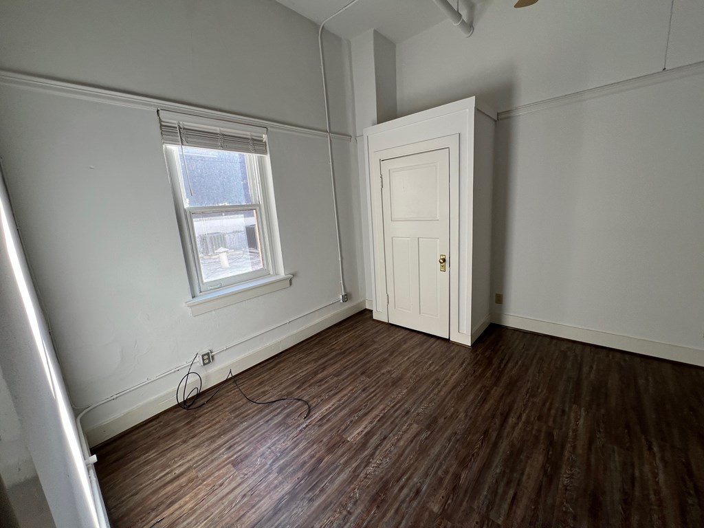 1106 Broadway, Unit 1106C Columbus, GA 31901 - Photo 18 of 22 Bedroom