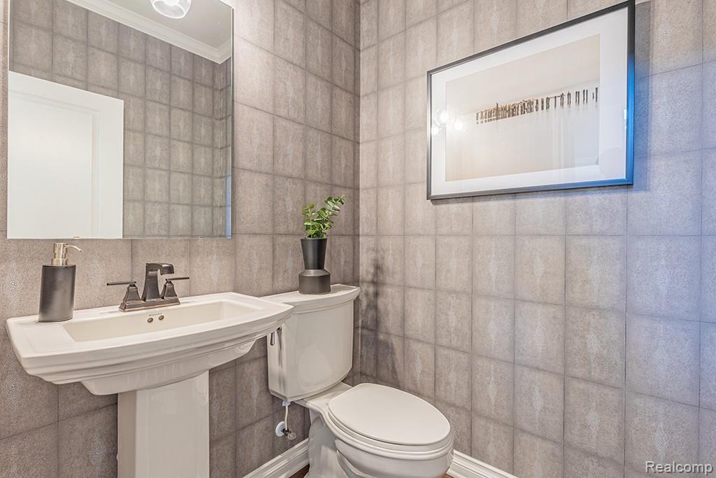 980 Corbin Road Rochester, MI 48307 - Photo 26 of 48 Cumberland-29.jpg