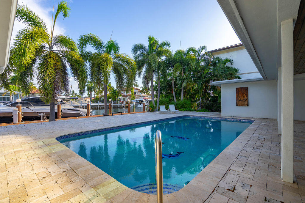2401 Northeast 33rd Street Lighthouse Point, FL 33064 - Photo 32 of 45 DSC01096