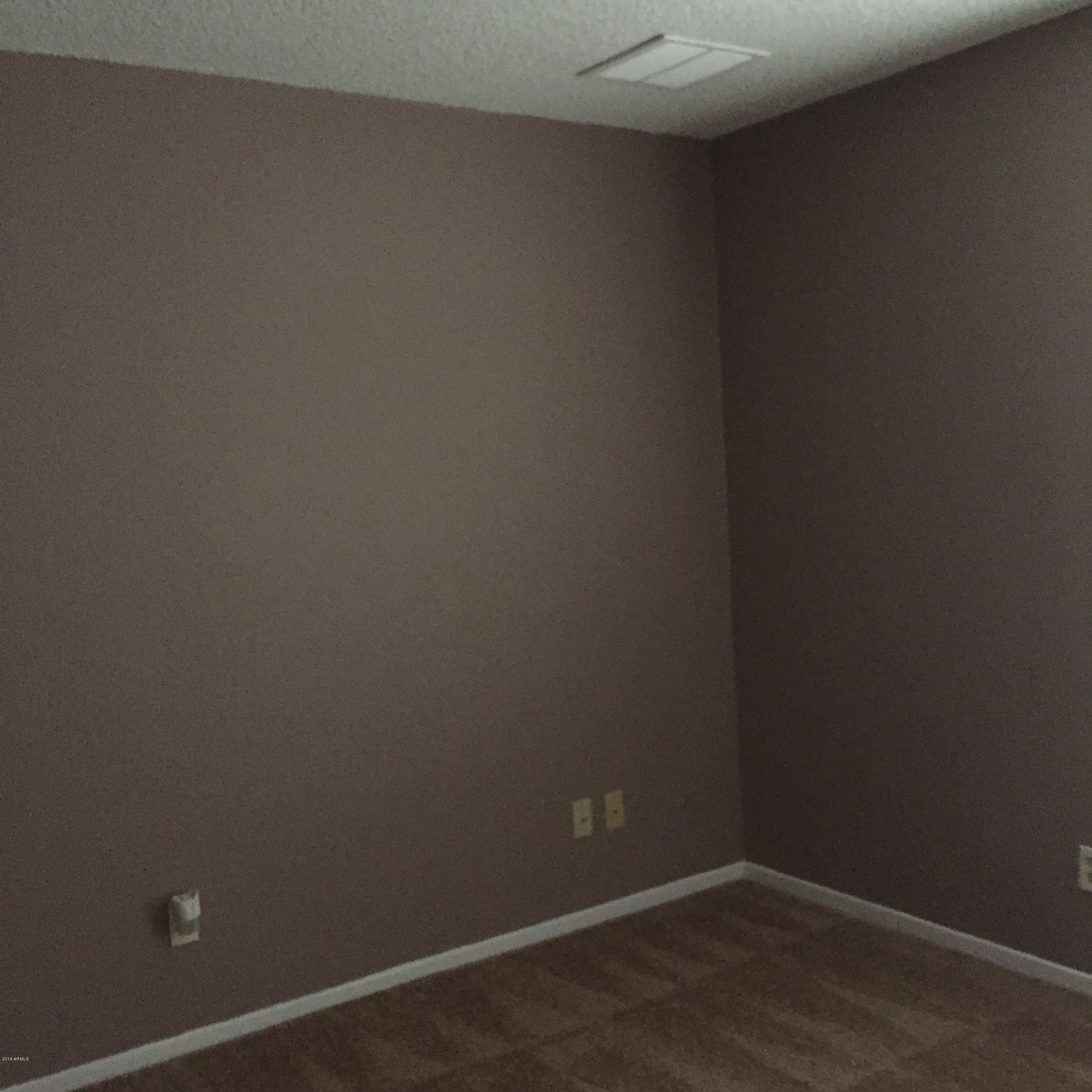 9002 West Roma Avenue Phoenix, AZ 85037 - Photo 23 of 33 PHOENIX 9002 017