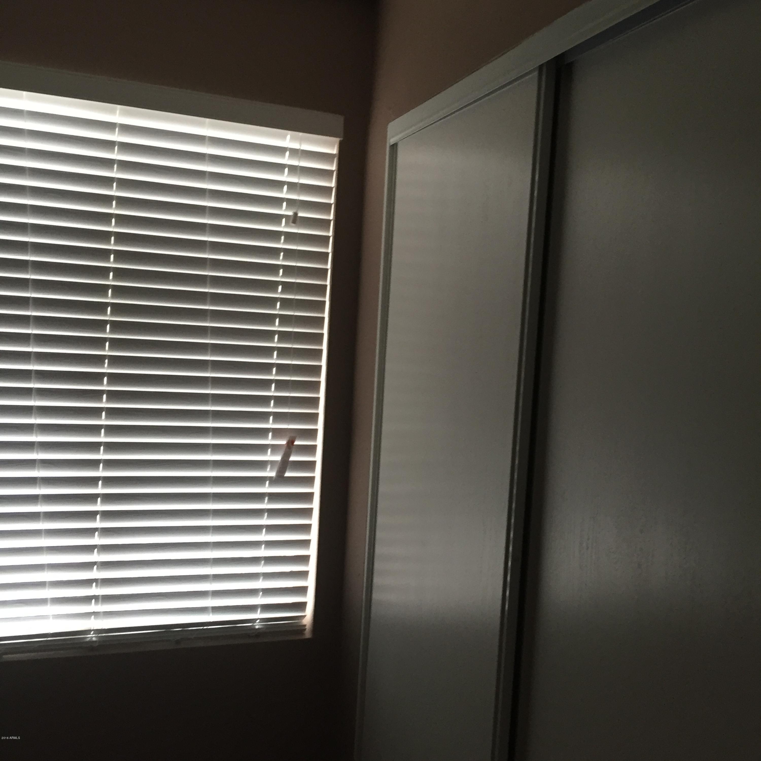 9002 West Roma Avenue Phoenix, AZ 85037 - Photo 25 of 33 PHOENIX 9002 019