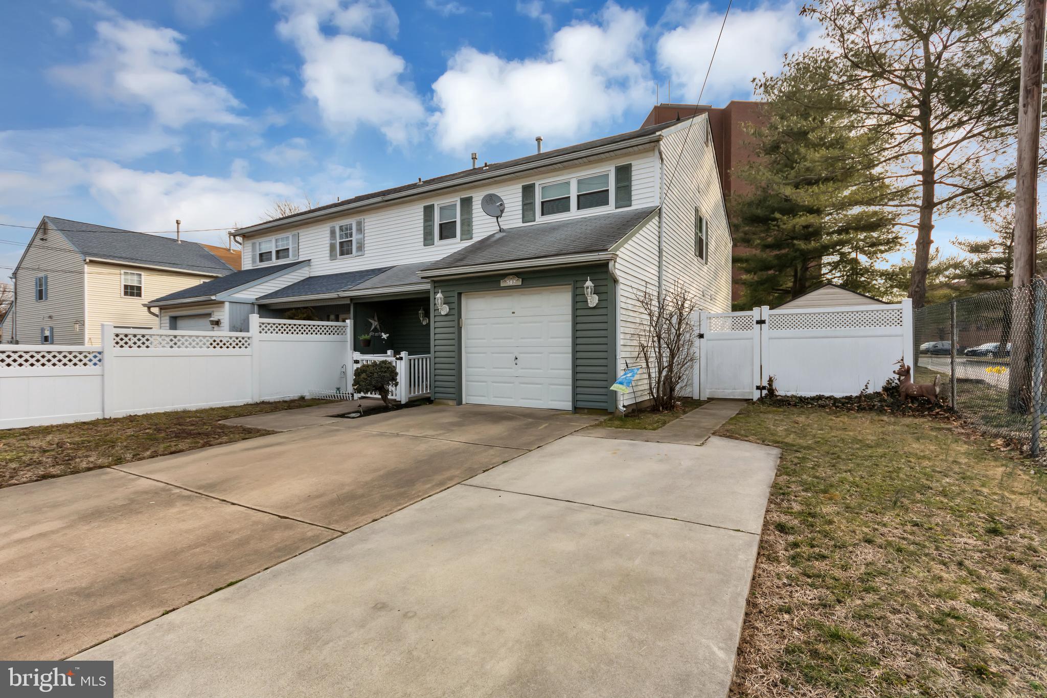 512 Blue Bell Road Williamstown, NJ 08094 - Photo 1 of 26