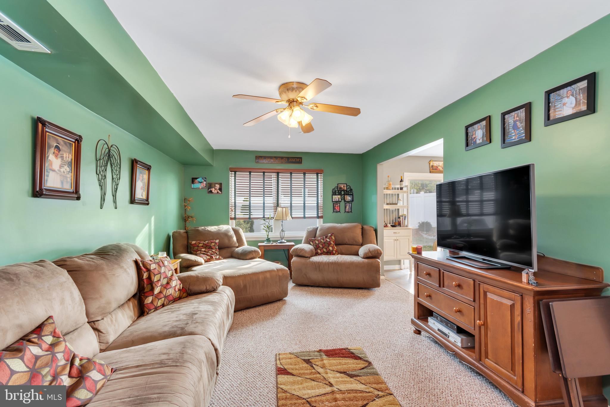 512 Blue Bell Road Williamstown, NJ 08094 - Photo 5 of 26
