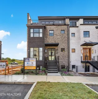 $1,590,000 | 9430 Horizon Drive, Knoxville, TN 37922